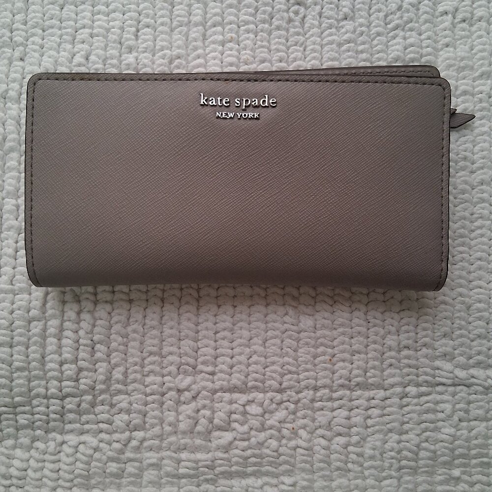 Kate Spade New York Bi Fold Slim Cameron Saffiano Leather Large Wallet-Gray